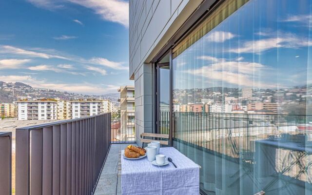 Icon H 505 Suite Business