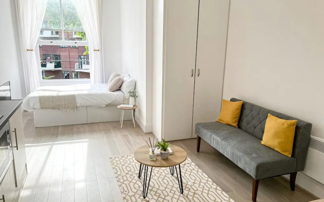 Modern Flat in Paddington