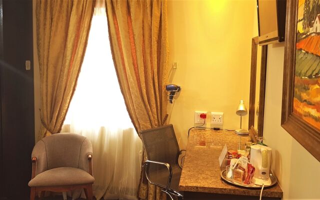 Constantia Manor Guest House