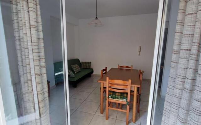 via dei pini n°63 int. 1