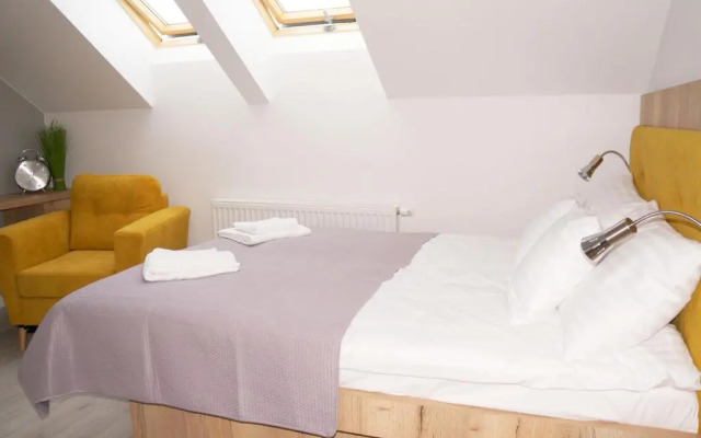 Jaskółka - pokoje i apartament przy plaży