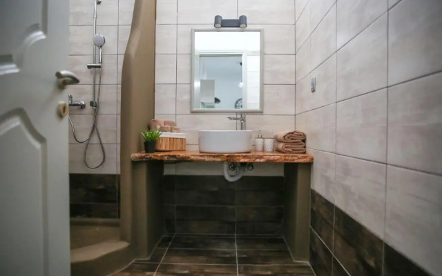 AK Suites