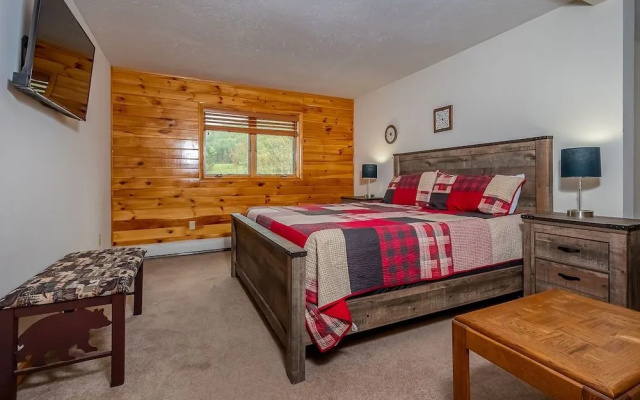 Fairway Breeze by Taylor Made Deep Creek