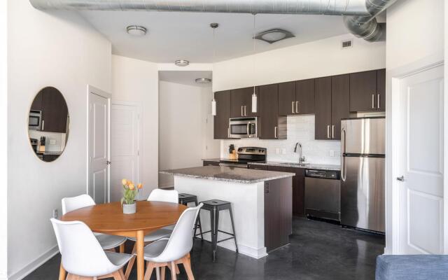 Alexandria Alluring 2BD 2BA Apartment