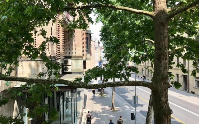 Urban Style Apartments by Loft