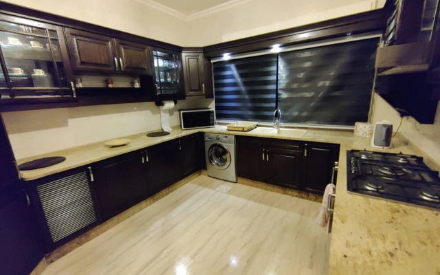3 Bedroom Apartment Of 200 Square M With Terrace
