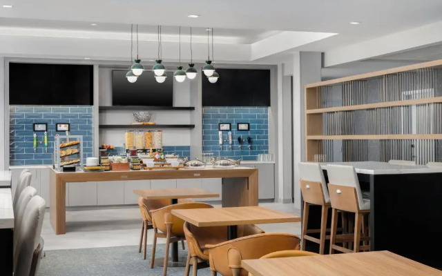 Homewood Suites By Hilton Newport Cincinnati