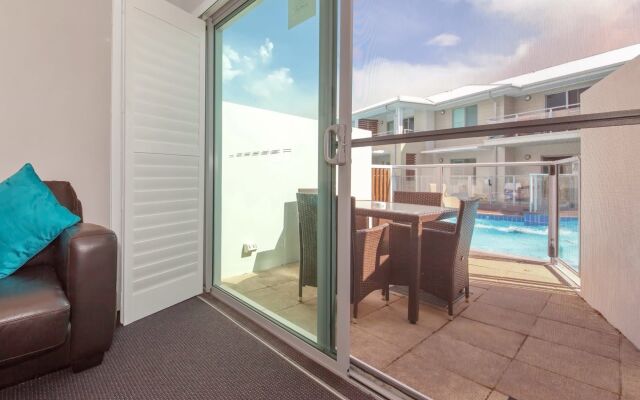 Pacific Blue Apartment 139, 265 Sandy Point Road