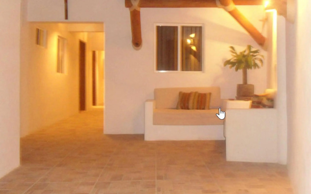 BM Zihua Casa de Huéspedes