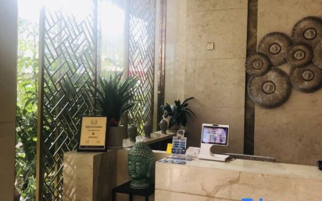 Yue Hai Jing Cheng Bo Yue Hotel