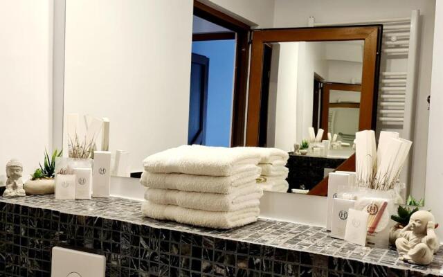 La Fluturi Apartament