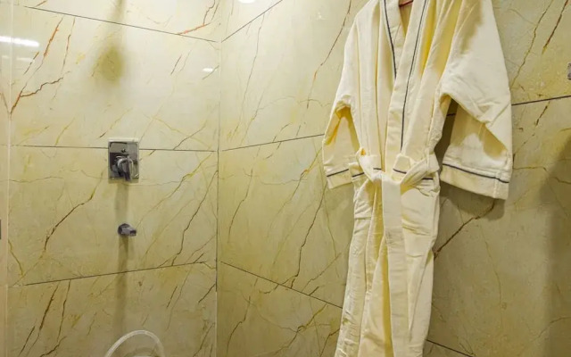 Lovely 1 bhk Serviced Apartment With Balcony