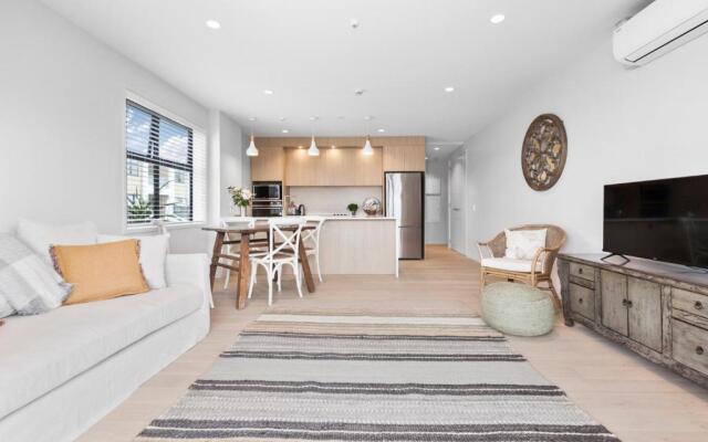 Residence De La Mer - Orewa Holiday Apartment