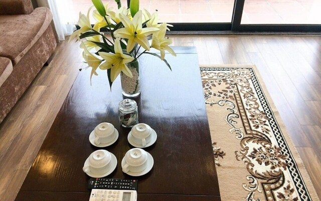 Grand Spring Suites Pham Huy Thong