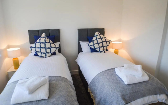 Anstey Heights Apartments