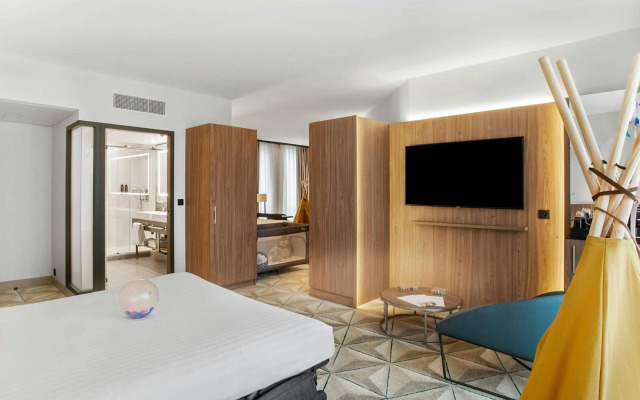 Courtyard by Marriott Paris Porte de Versailles