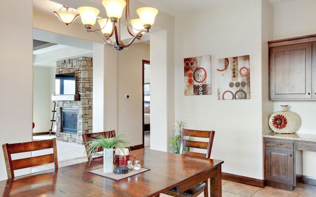 Golf Views on the Ridge by RedAwning