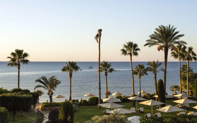 Columbia Beach Resort