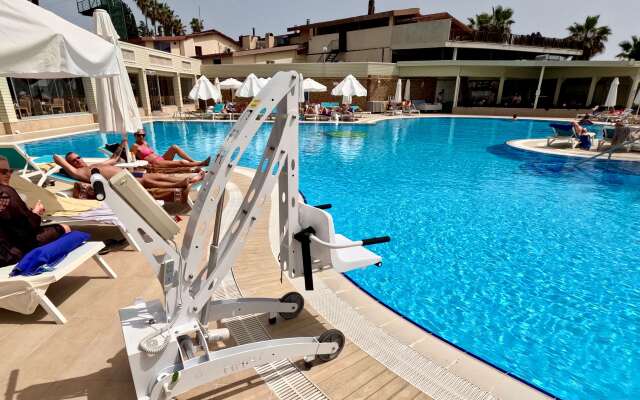 Sandy Beach Hotel - All Inclusive