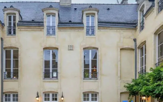 Historic 3BR Home • Bayeux Center