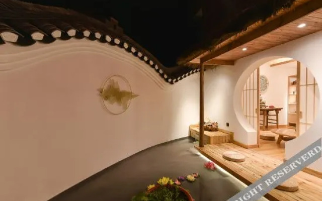 Yifangyan · Courtyard Light Luxury Hostel