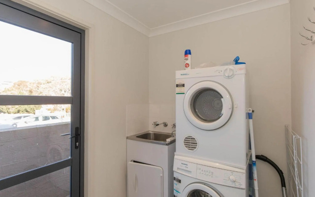 Northstar 1 of 17 Kirwan Close