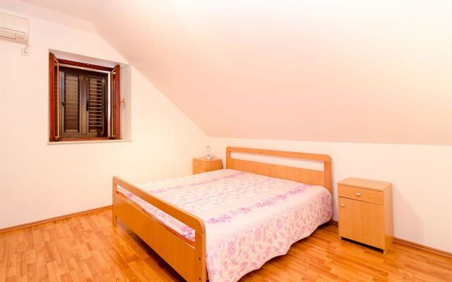Rooms Mozara