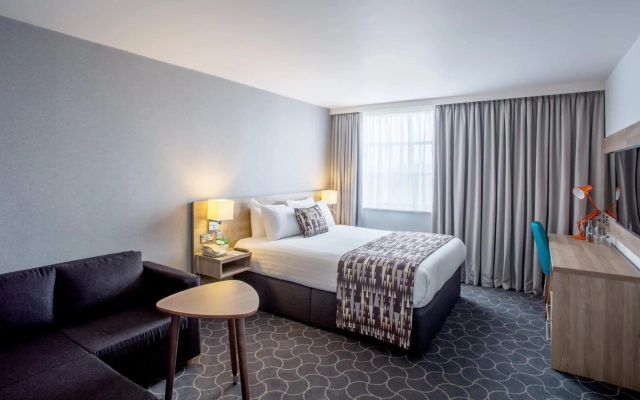 Holiday Inn Ellesmere Port by IHG