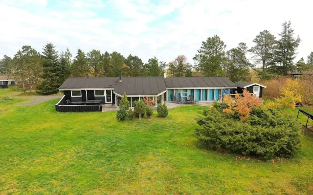 10 Person Holiday Home in Jerup
