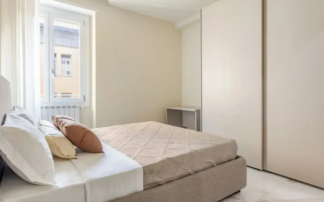 Luxury near the Station 2 bedrms 2 baths