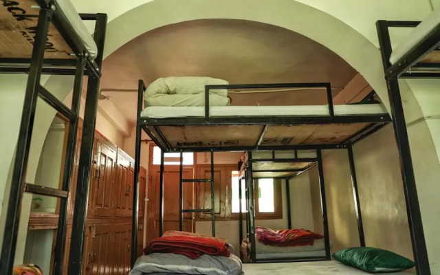 Nomads Hostel