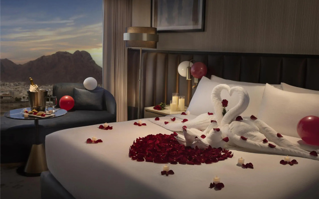 DoubleTree By Hilton Madinah Gate