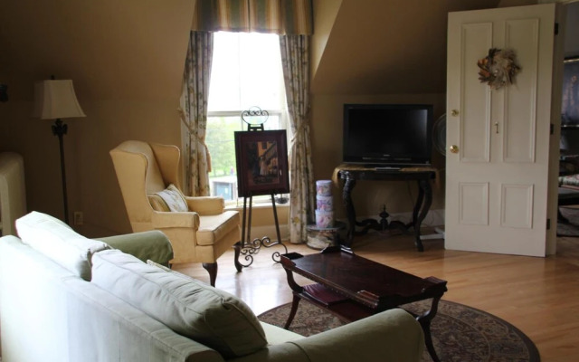 Lynwood Inn