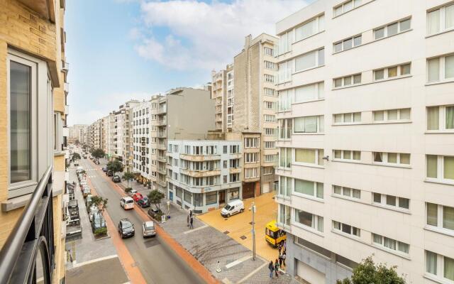 Apartment in Oostende With Balcony