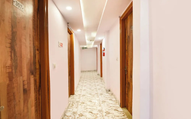 Fabhotel Ak Continental