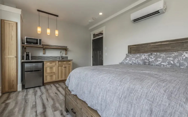 The Lodge on Harrison Lake