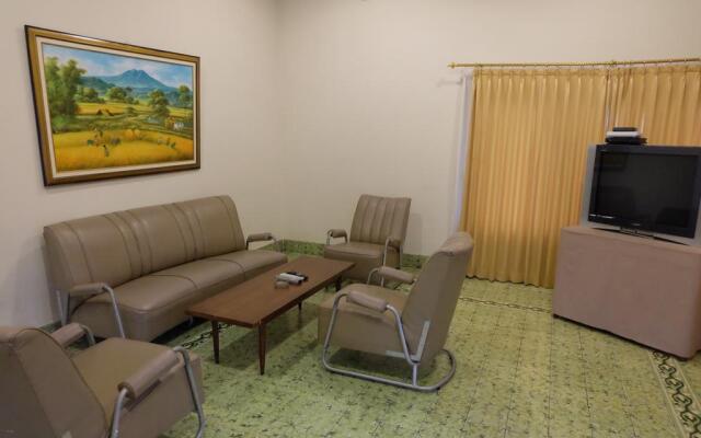 Hotel Indah Palace Tawangmangu