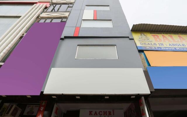 OYO 79600 The Premium Villa