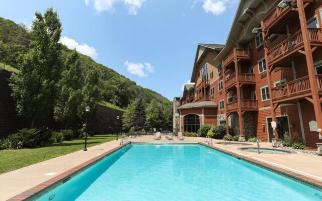 Kaatskill Mountain Club And Condos By Hunter Mount