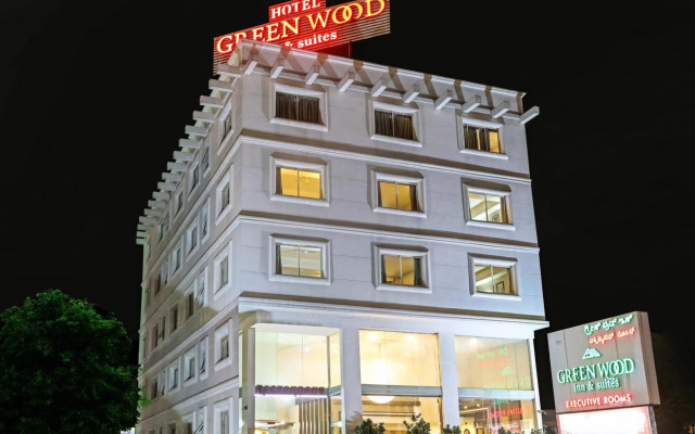 Itsy By Treebo - Greenwood Inn And Suites