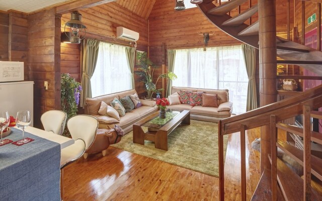 Kuruchi House