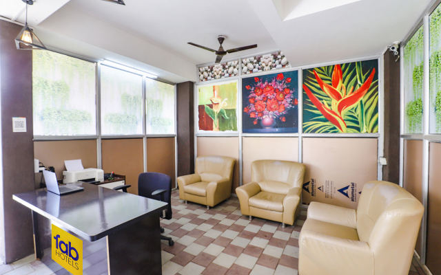 Fabhotel Elite Palm