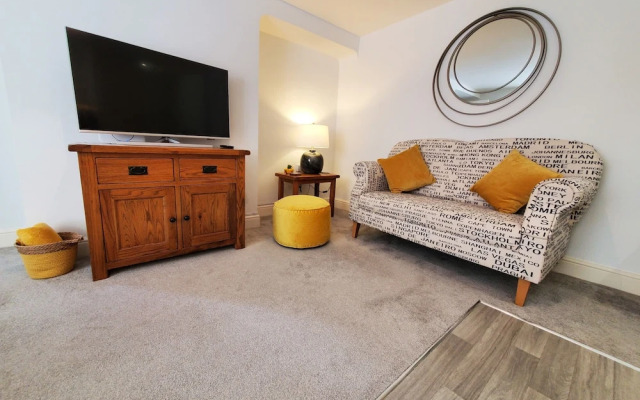 Ipswich Town Centre Apartment 5