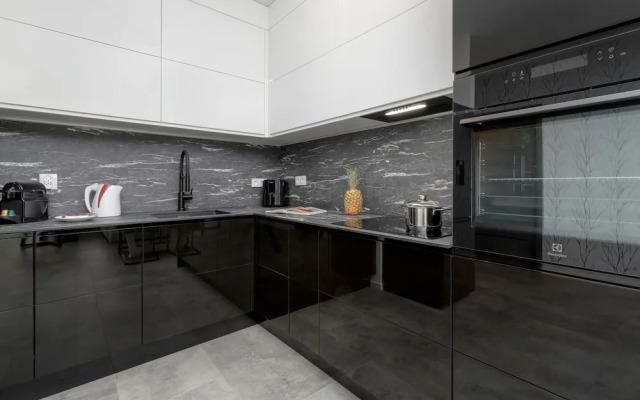 Apartment Close to the Beach by Renters