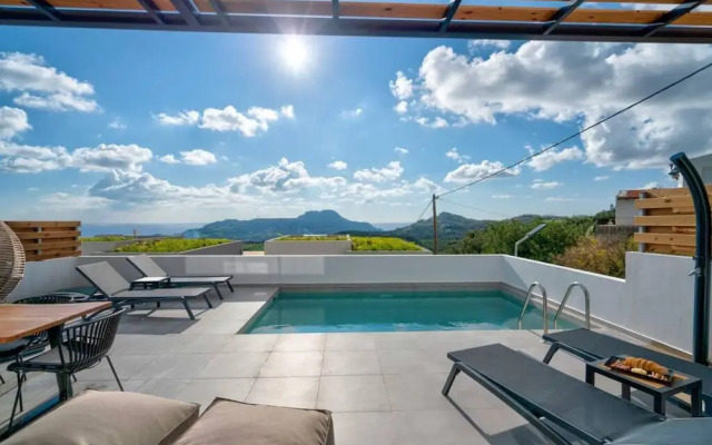 Villa Friday in Mariou