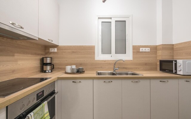 Athens Bright Suite by Cloudkeys