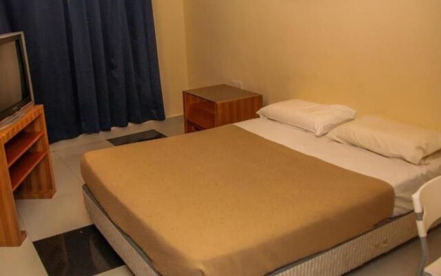 Highway Hotels - Rawang