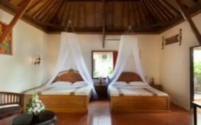Segara Bukit Seaside Cottages