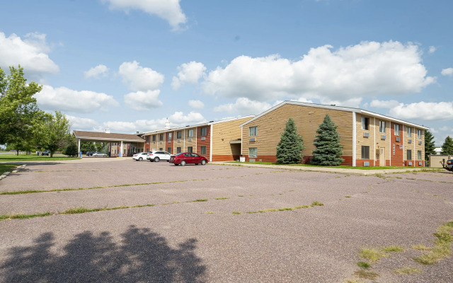 Asteria Inn and Suites