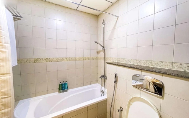 Unparalleled Luxury Marina Walk